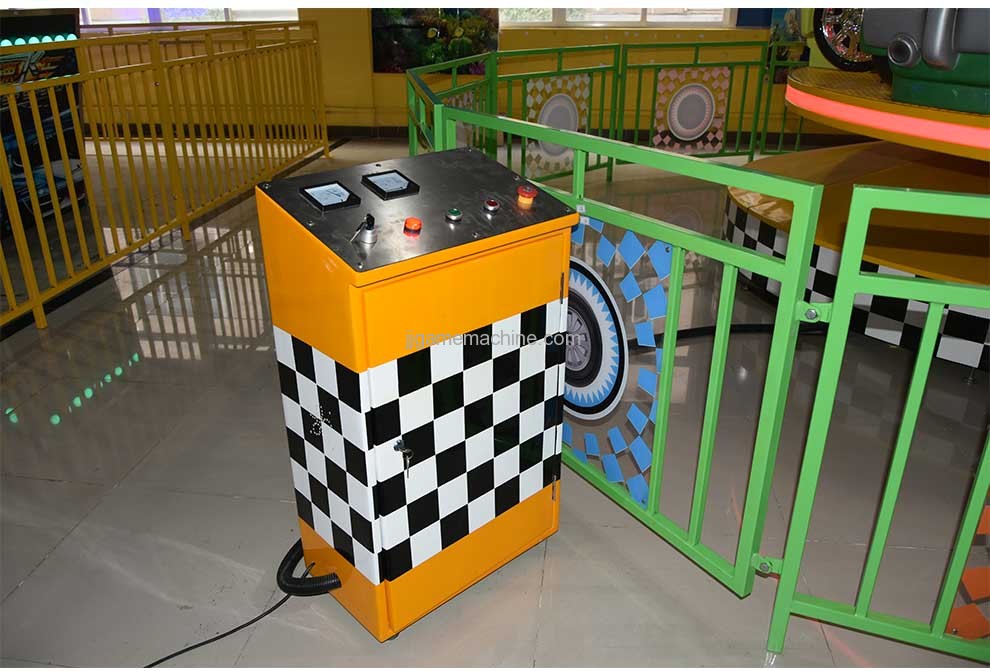 8-seat cyclone racing carousel amusement machine