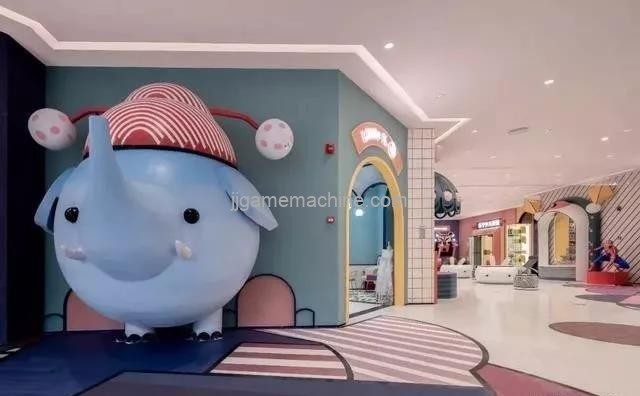 The outstanding design of the children's area will make the family love shopping