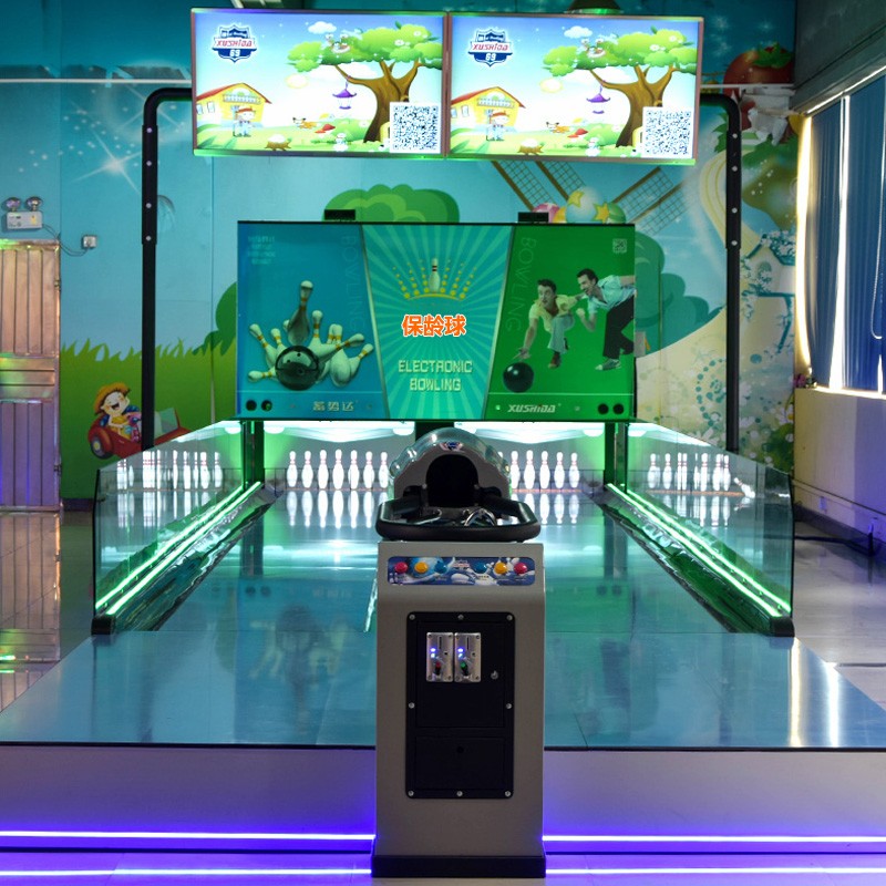 Double lanes many lanes available electric simulated bowling game indoor amusement equipment