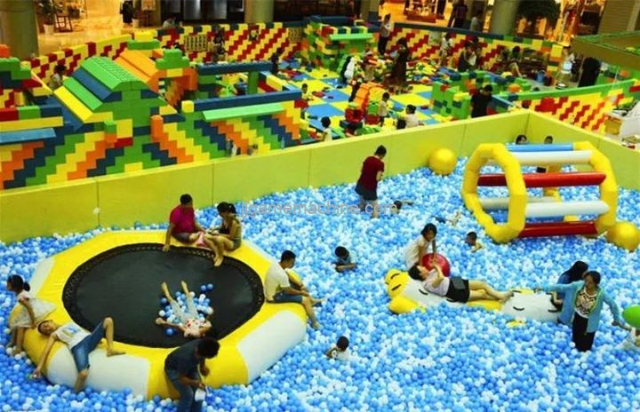 Indoor children's Park can use the Internet to increase passenger flow