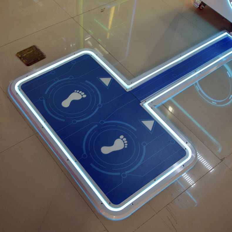 tsundere small step sport claw crane machine