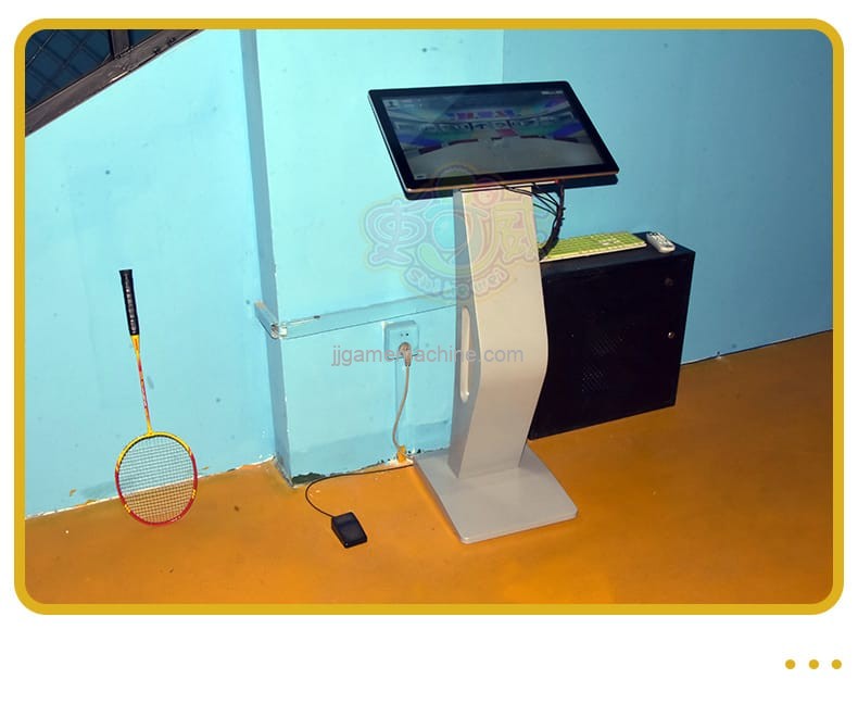 Indoor simulated interactive badminton