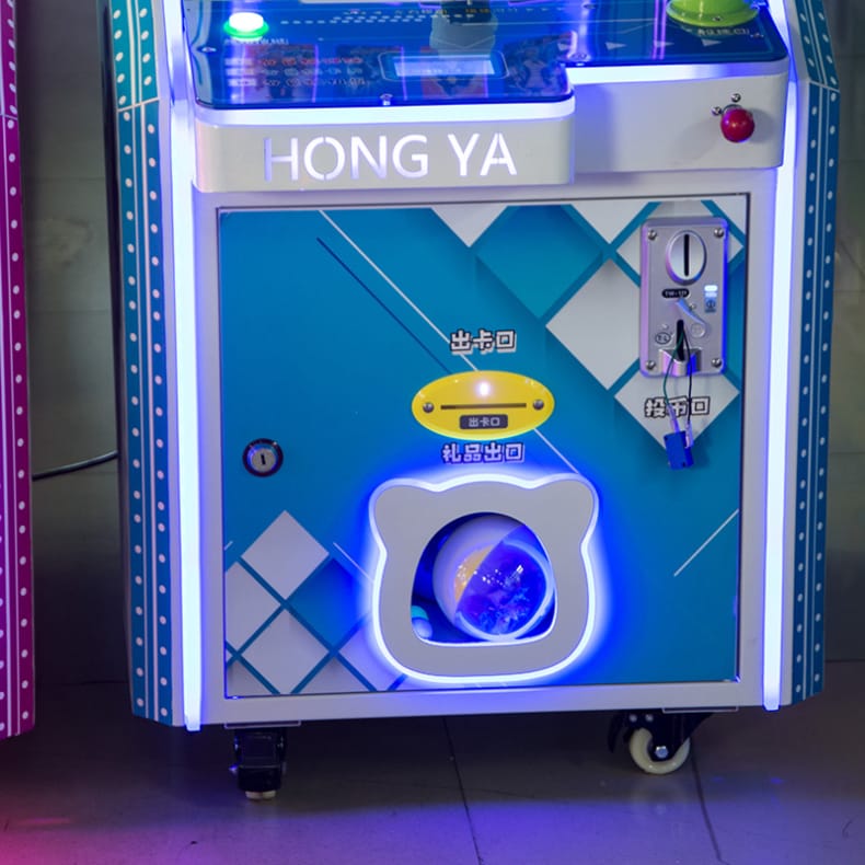 Zhuzhuxia children's pinball game machine